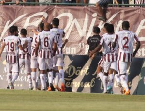 Bandırmaspor, Sakaryaspor’u geriden gelip yendi: 3-1