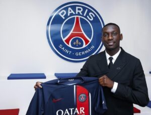 Paris Saint-Germain, Kolo Muani’yi 95 milyon Euro’ya transfer etti